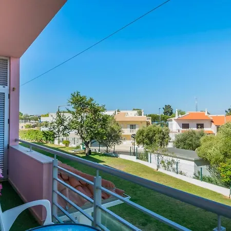 Apartament Akisol Cross *